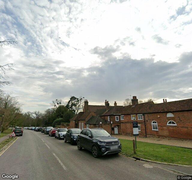Bradbury House care home in Beaconsfield