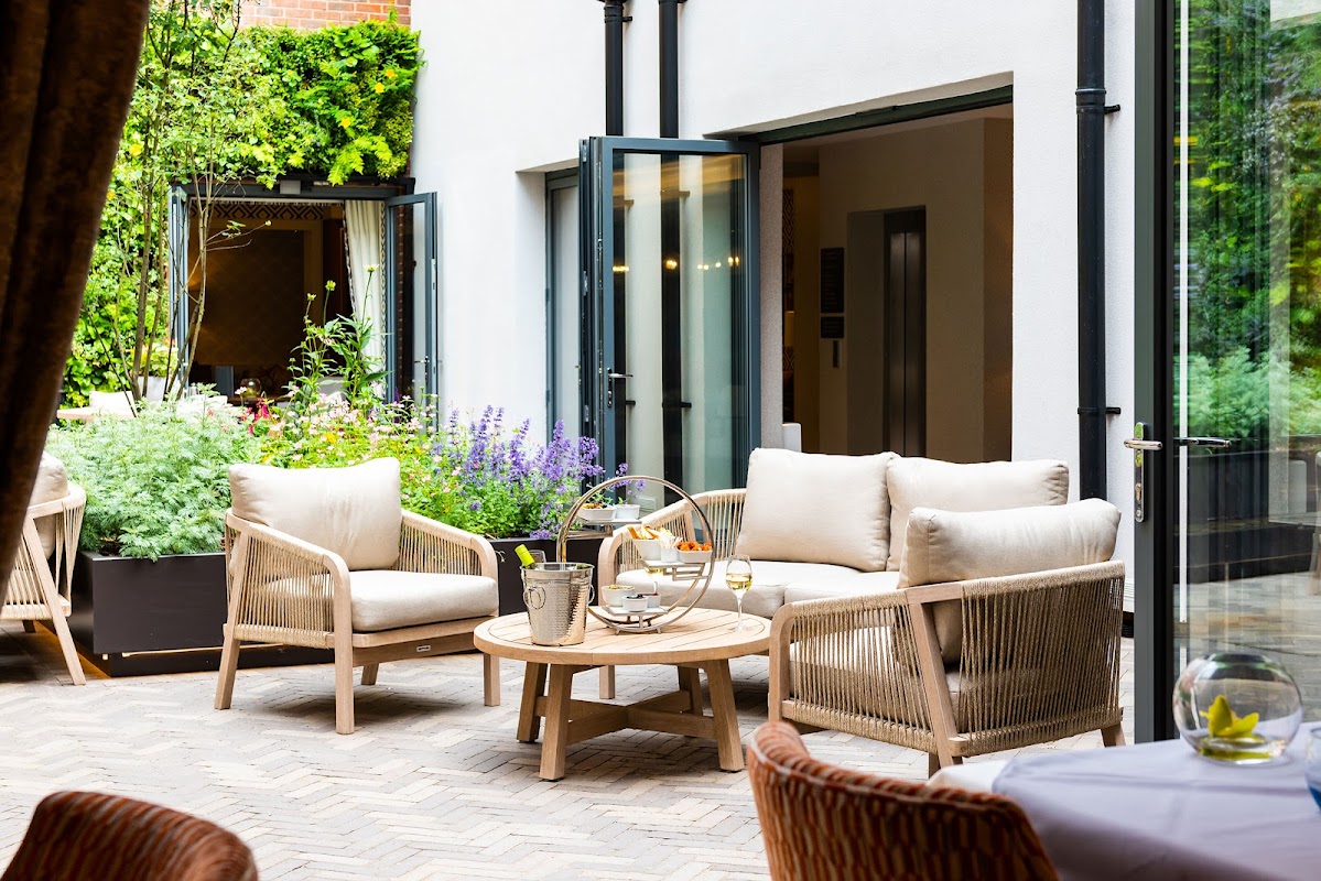 Eden Court, nursing home in London