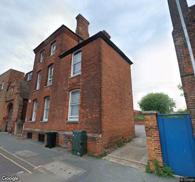 Roper House, residential care home in Canterbury
