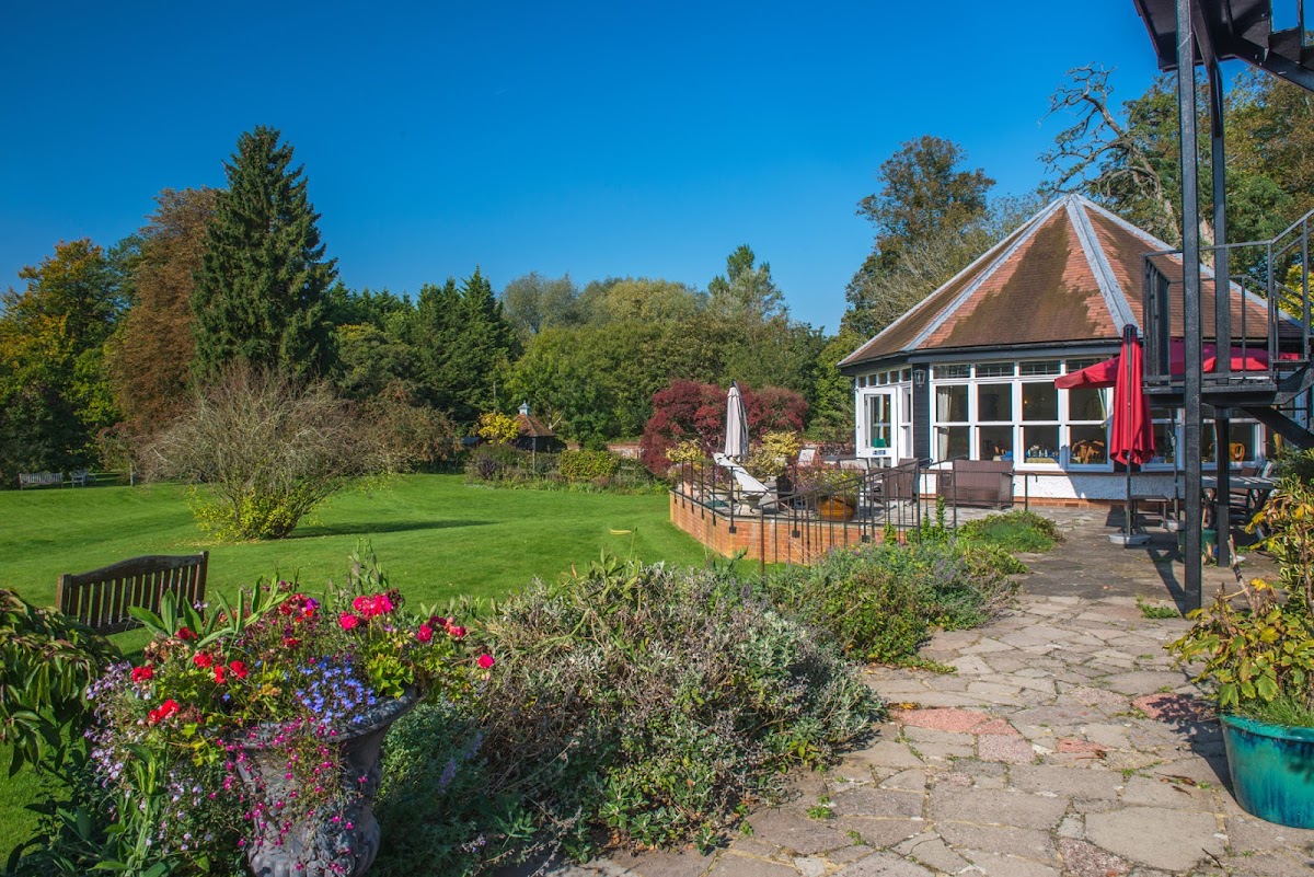 The Grange, residential care home in Reading
