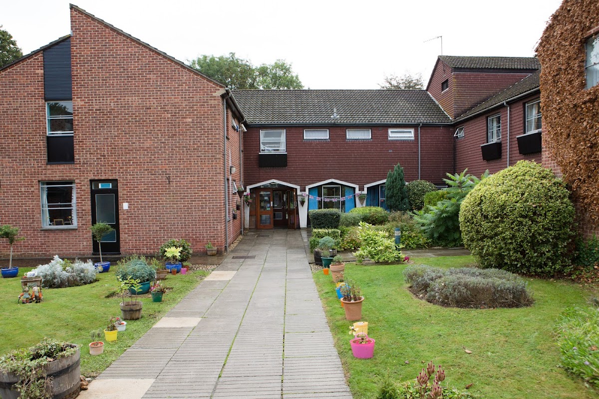 Hollygrove, residential care home in Salisbury