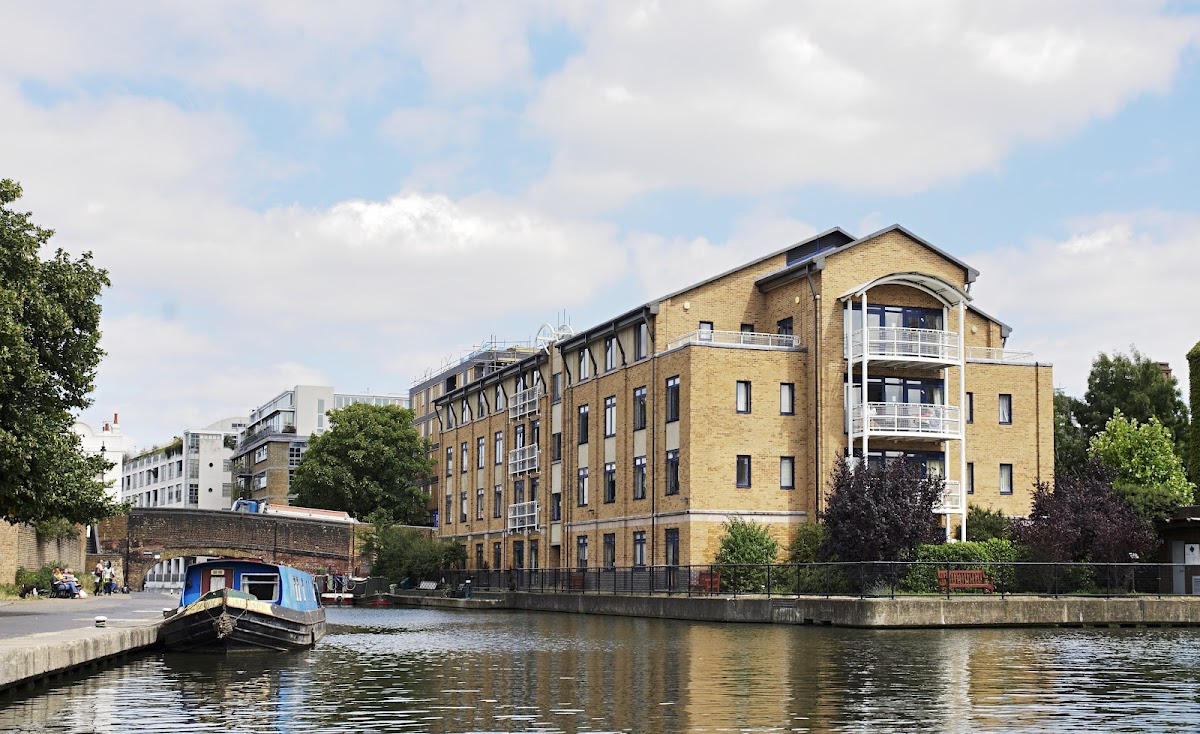 Bridgeside Lodge Care Centre, nursing home in London