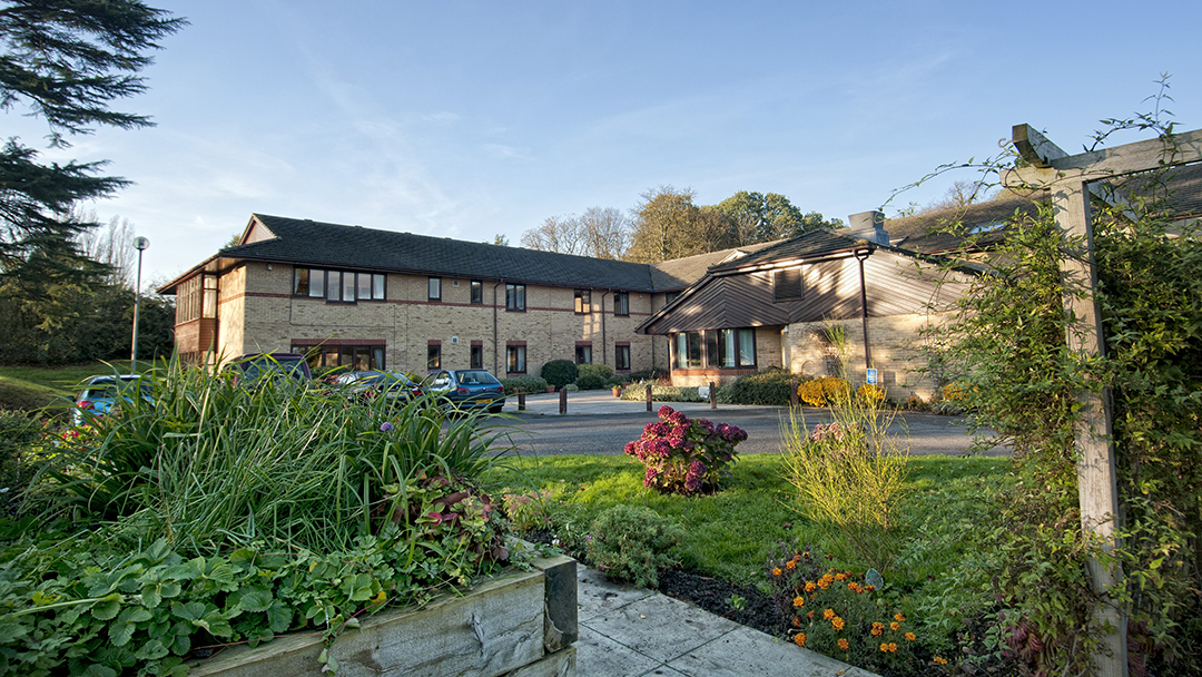 Woodland Hall, nursing home in Stanmore