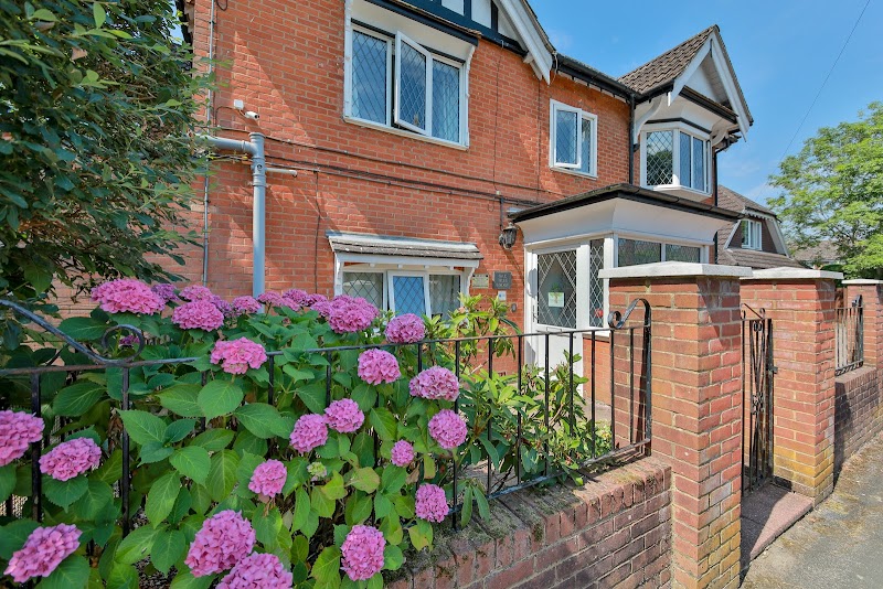 Oak Tree Lodge Care Home, residential care home in Totton