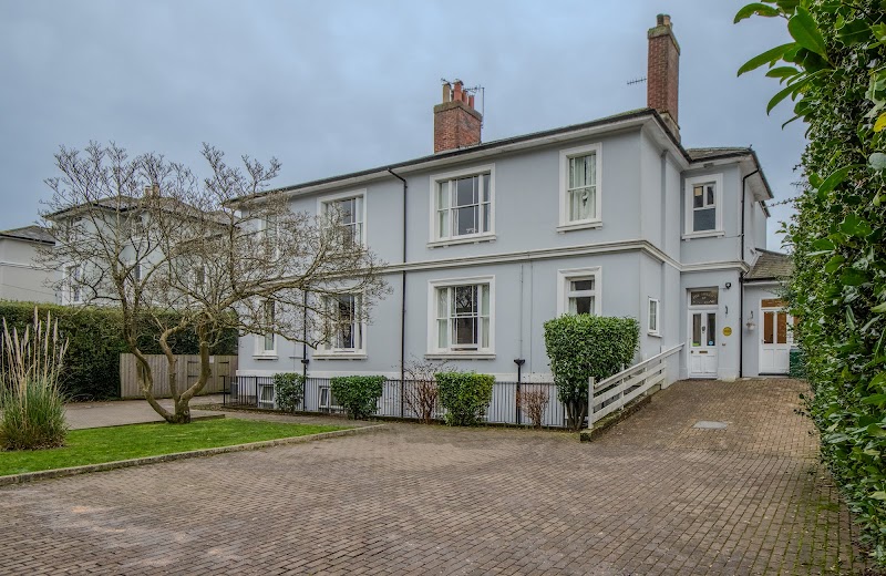 The Hollies Care Home, residential care home in Royal Tunbridge Wells