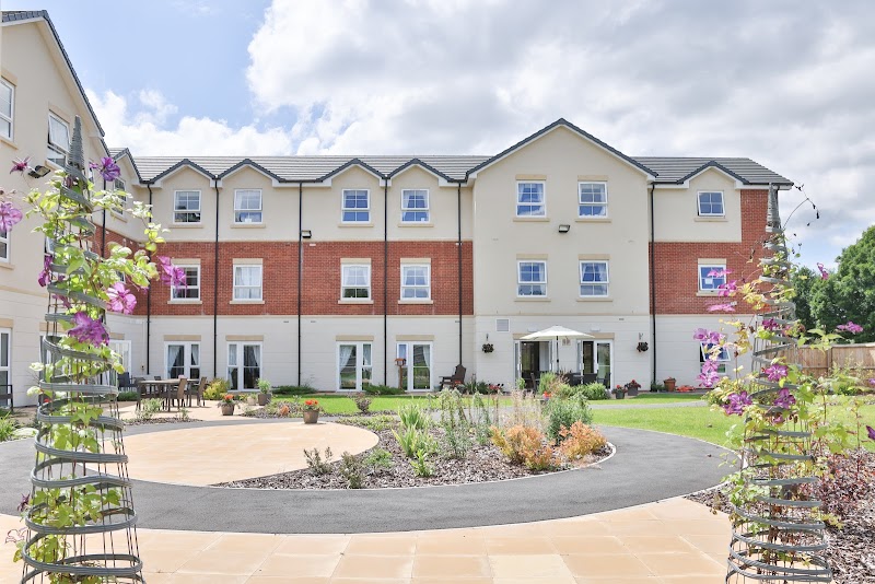 The Oaks Care Home care home in Llanllwchaiarn
