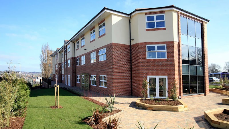 Oak Tree Lodge care home in Leeds