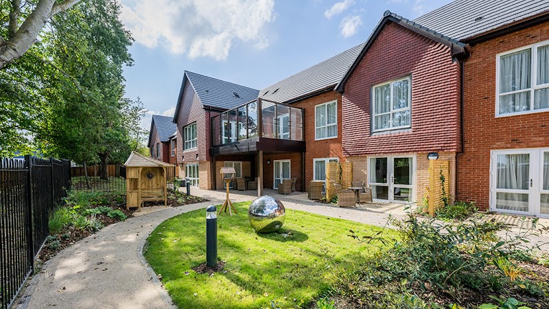 Cuttlebrook Hall, nursing home in Thame